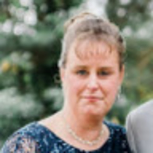 Meet your Posher, Renee - Picture 1 of 1